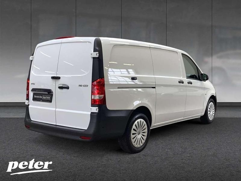 Second-hand Mercedes Vito 163 CP (119 kW) 2024 Alb Van