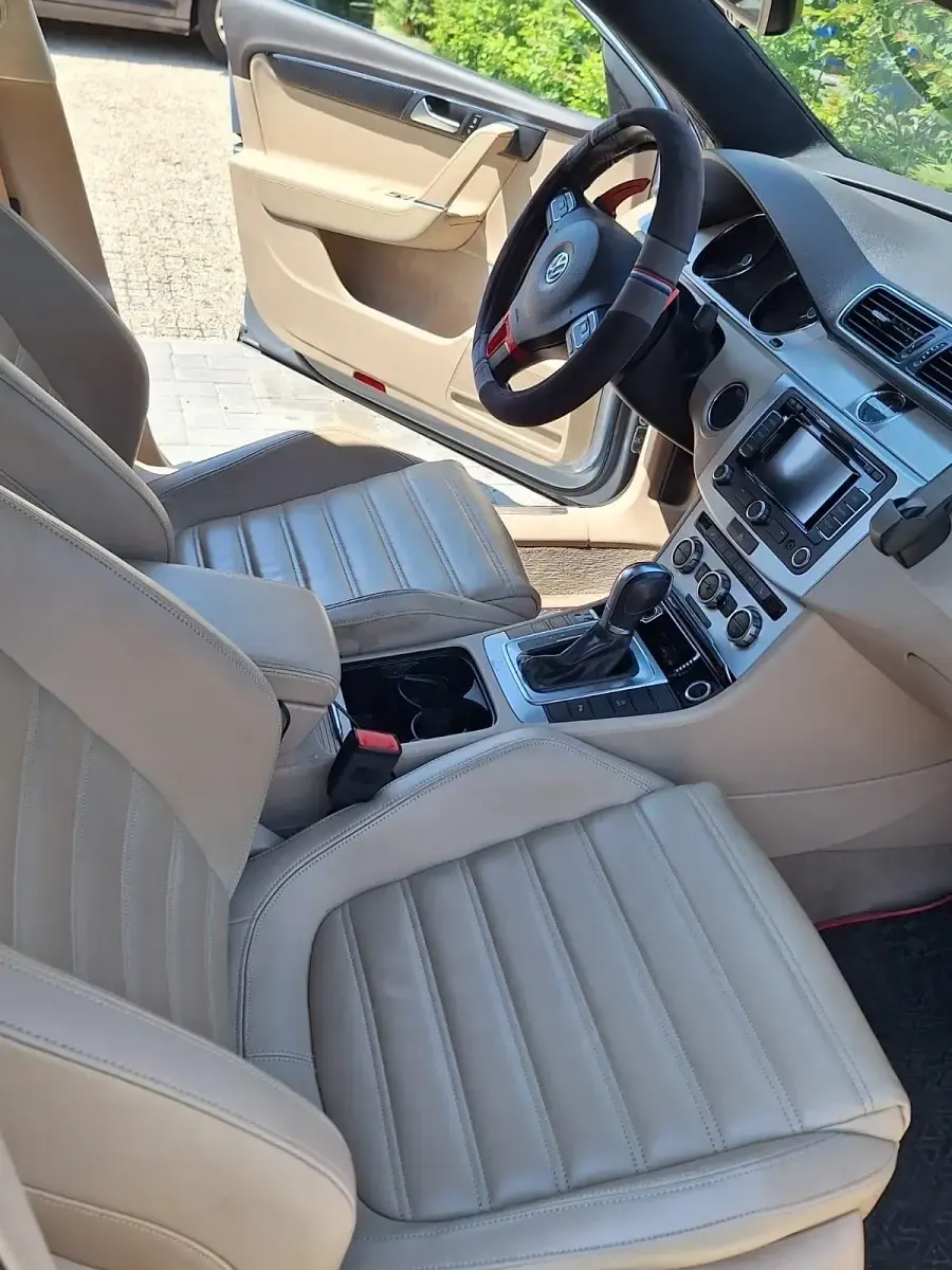 Gebraucht VW Passat 177 PS (130 kW) 2012 Blau Limousine