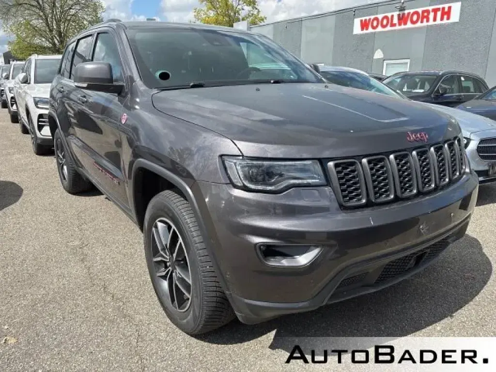 Gebraucht Jeep Grand Cherokee Trailhawk 250 PS (183 kW) 2018 Grün SUV