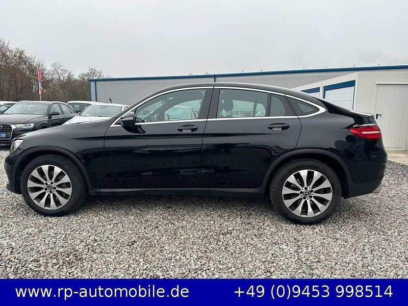 Gebraucht Mercedes GLC220 170 PS (125 kW) 2018 Schwarz Coupé