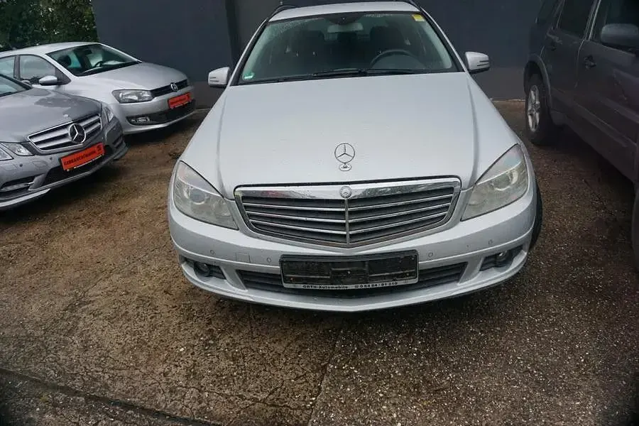Gebraucht Mercedes C220 170 PS (125 kW) 2010 Silber Limousine