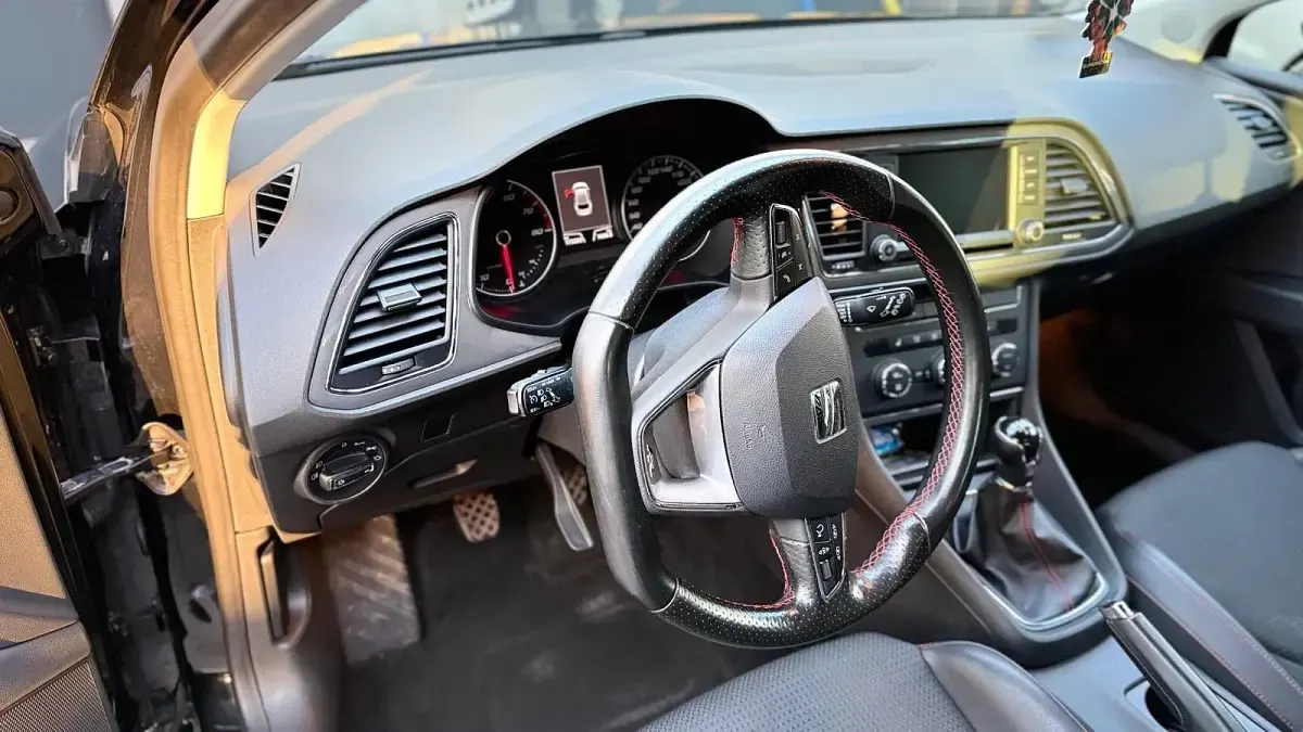 Gebraucht Seat Leon FR 150 PS (110 kW) 2016 Schwarz Coupé