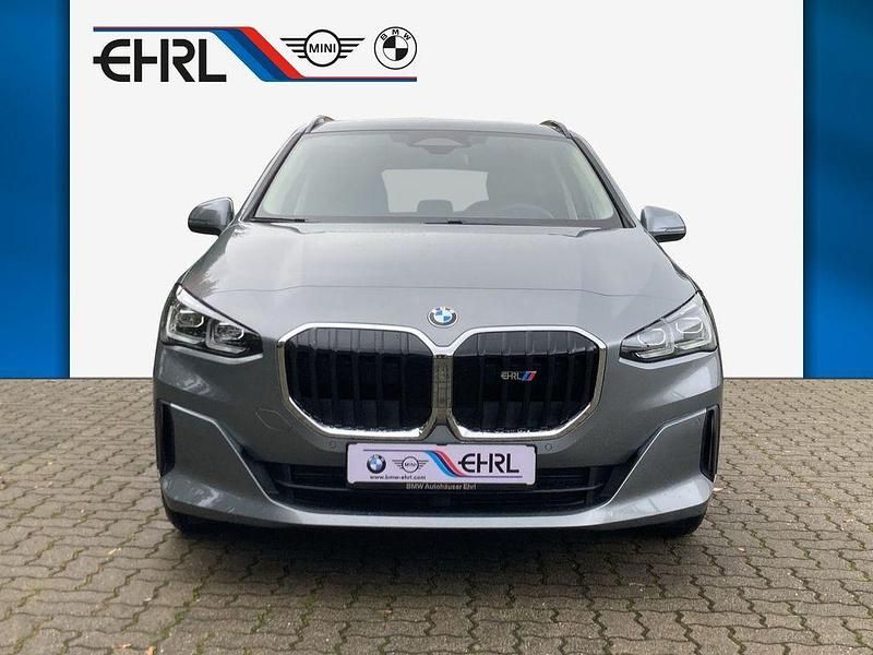 Neu BMW 218 Performance 136 PS (100 kW) 2025 Grau Van / Kleinbus