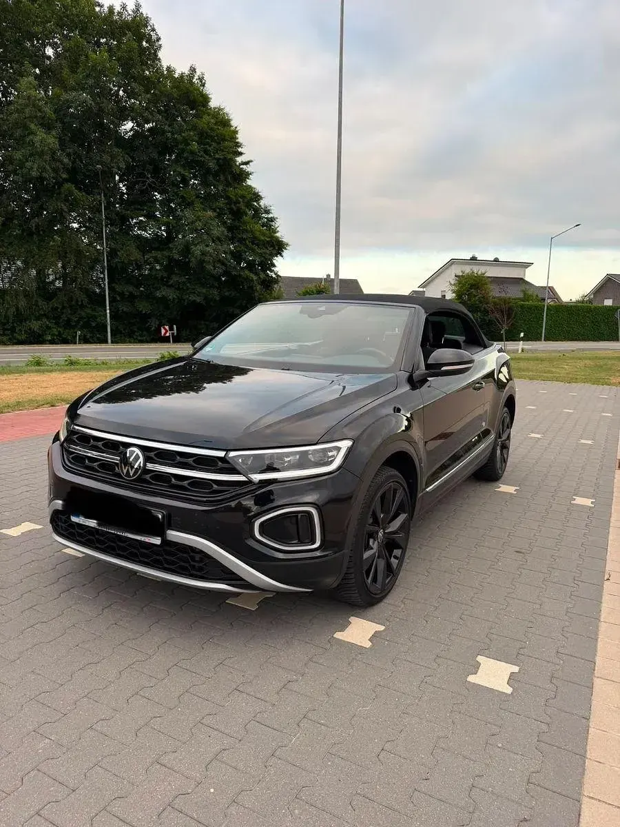 Gebraucht VW T-Roc Cabriolet Move 150 PS (110 kW) 2022 Schwarz Cabrio