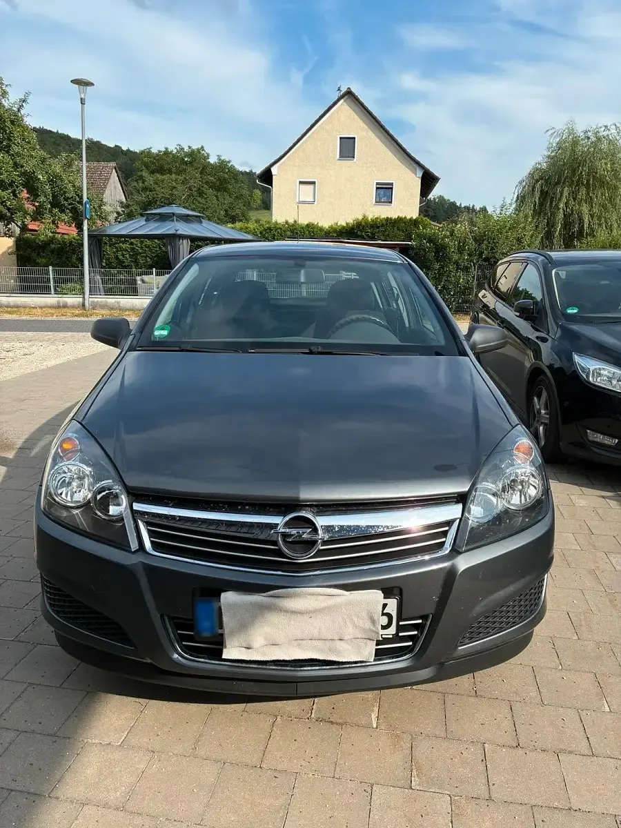 Gebraucht Opel Astra 116 PS (85 kW) 2009 Limousine