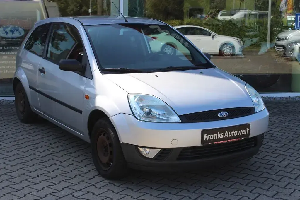 Gebraucht Ford Fiesta 68 PS (50 kW) 2005 Silber Kleinwagen