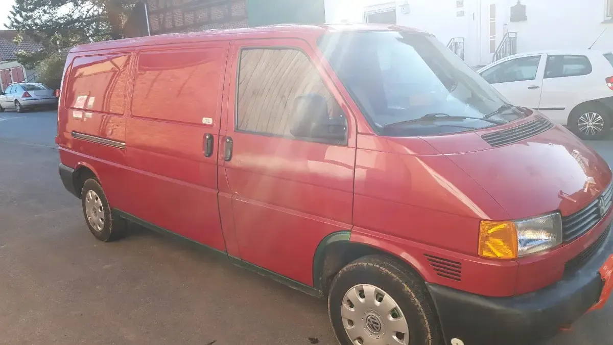 Gebraucht VW Transporter 88 PS (64 kW) 2001 Rot Van