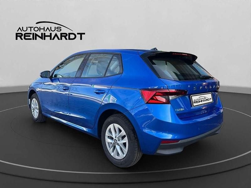 Neu Skoda Fabia Essence 80 PS (58 kW) 2025 Blau Kleinwagen
