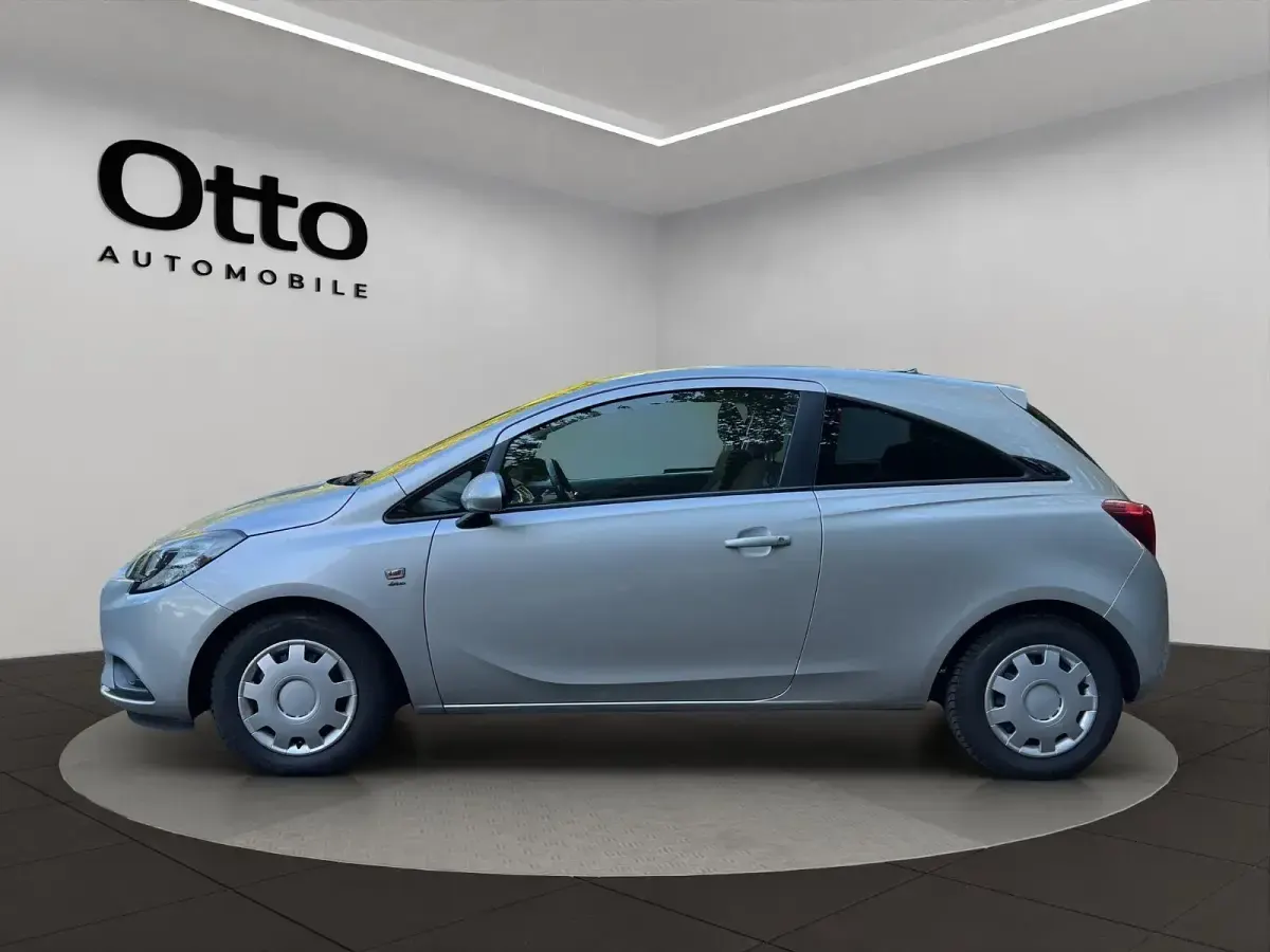 Usado Opel Corsa drive 90 CV (66 kW) 2016 Plateado Utilitario