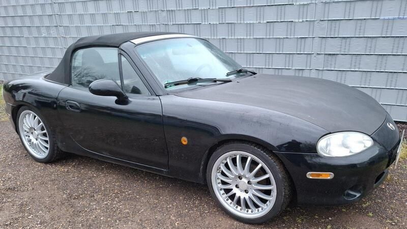 Schwarz Gebraucht 2002 Mazda MX5 Cabrio | 3.999 € (Guter Preis) - Bild 1/4