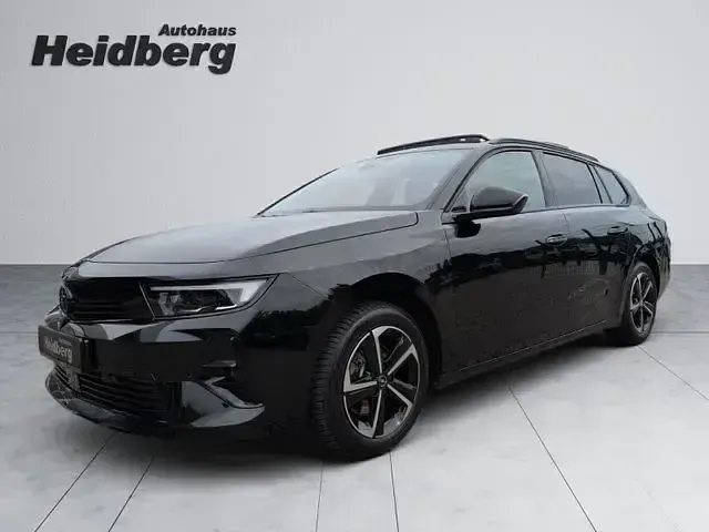 Gebraucht Opel Astra S 131 PS (96 kW) 2025 Schwarz Kleinwagen