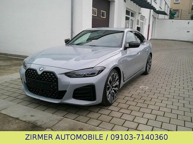 Grau Gebraucht 2022 BMW M440 M Sport Limousine | 37.990 € - Bild 1/4