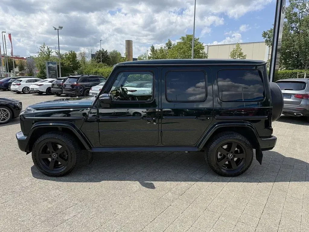Gebraucht Mercedes G400 330 PS (242 kW) 2024 Smaragdgrün (metallic) SUV