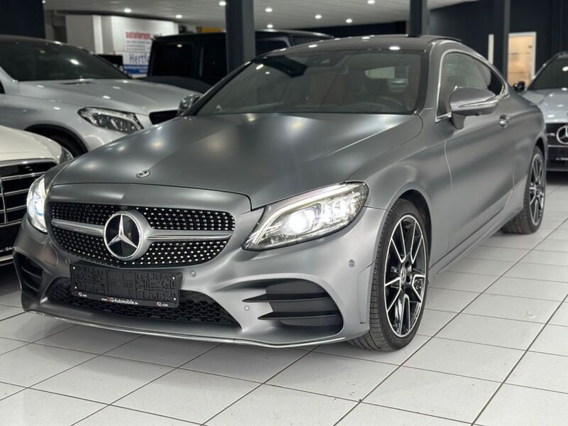 297 designo selenite grey magn Gebraucht 2019 Mercedes C400 AMG line Coupé | 35.200 € (Fairer Preis) - Bild 1/4