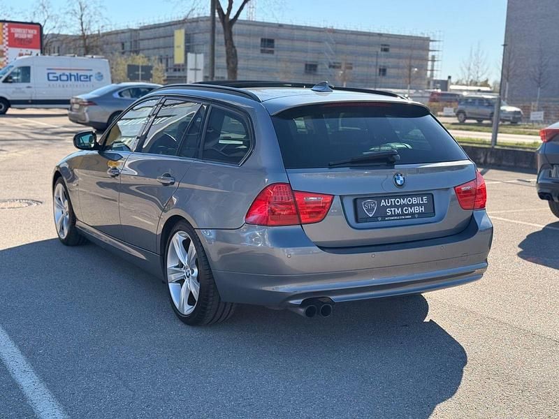 Gebraucht BMW 325 Lifestyle 218 PS (160 kW) 2012 Grau Kombi
