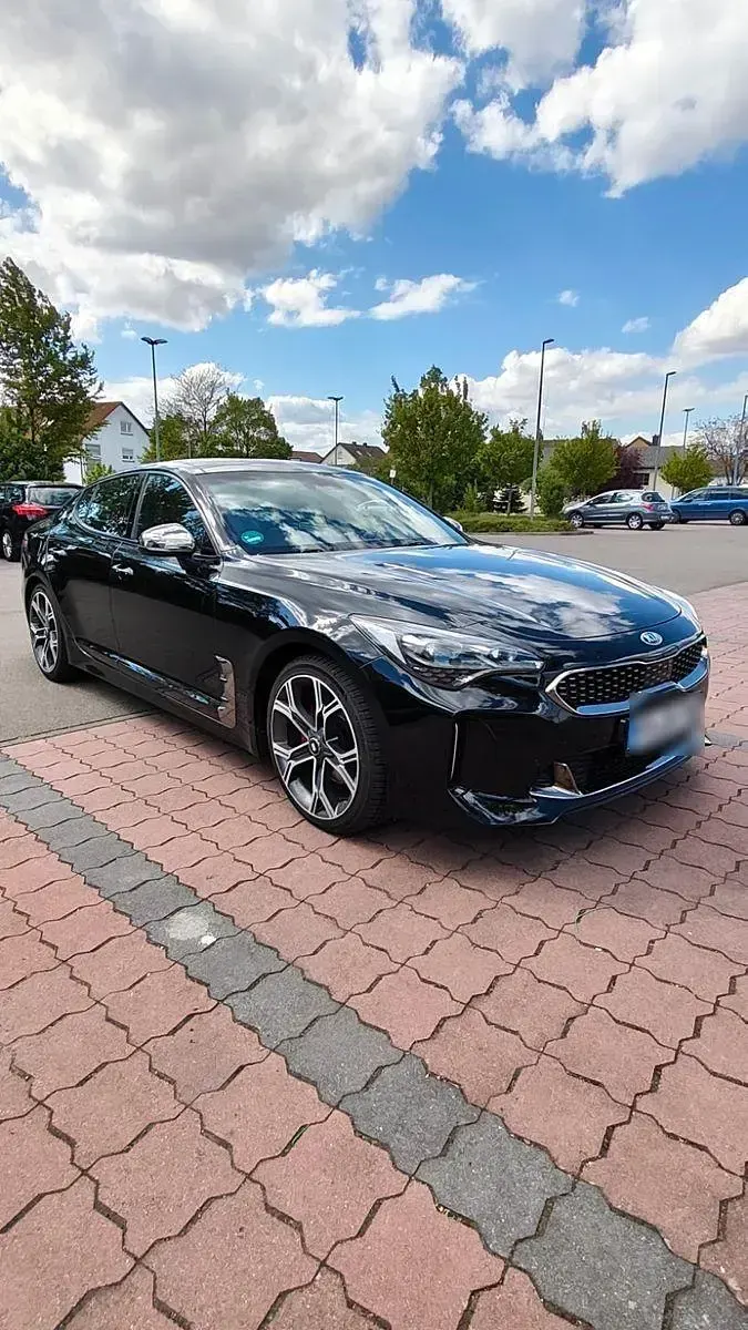 Gebraucht Kia Stinger GT-Line 200 PS (147 kW) 2017 Schwarz Kleinwagen