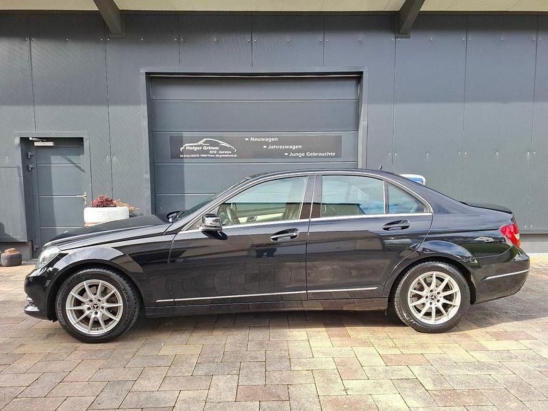 Gebraucht Mercedes C220 170 PS (125 kW) 2013 Schwarz Limousine