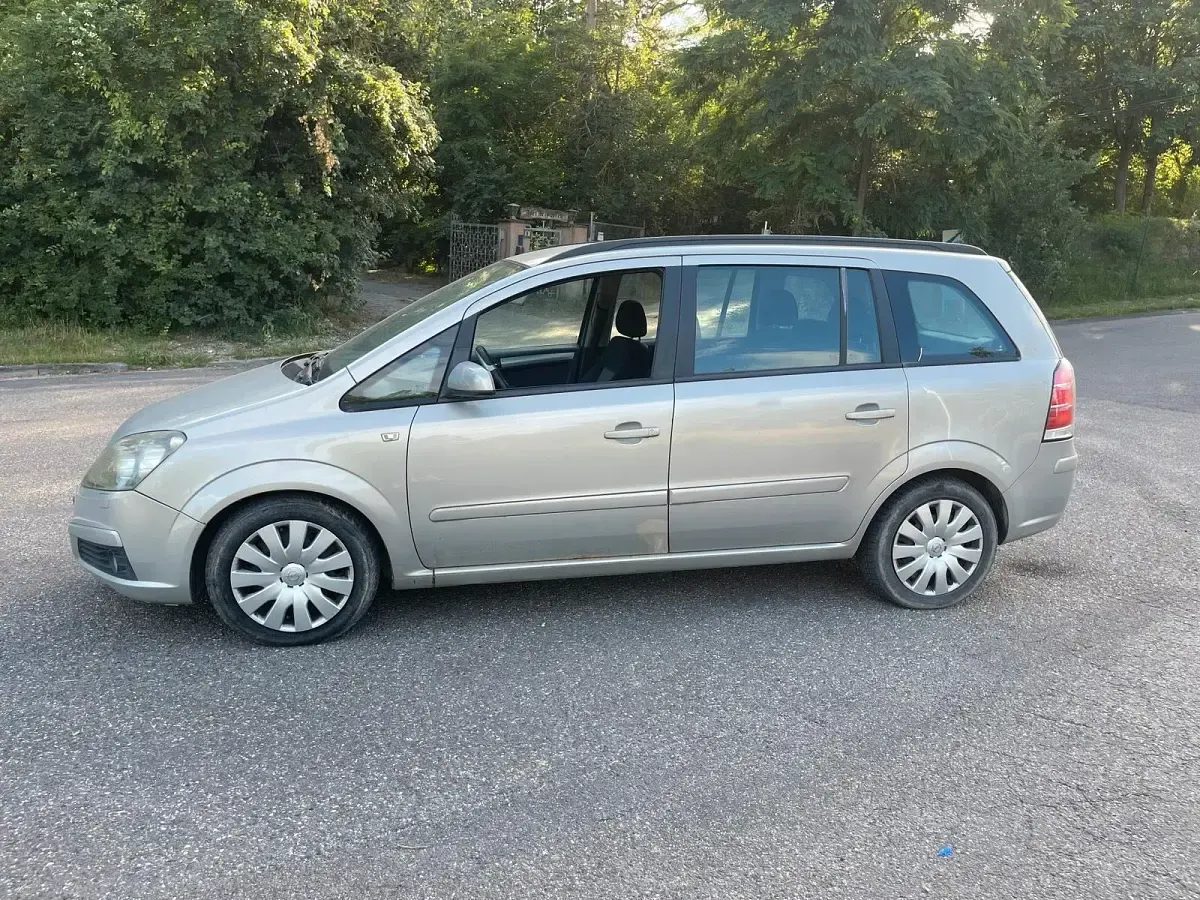 Gebraucht Opel Zafira 150 PS (110 kW) 2005 Beige Van / Kleinbus