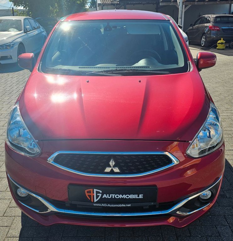 Gebraucht Mitsubishi Space Star Edition 80 PS (58 kW) 2018 Rot Limousine