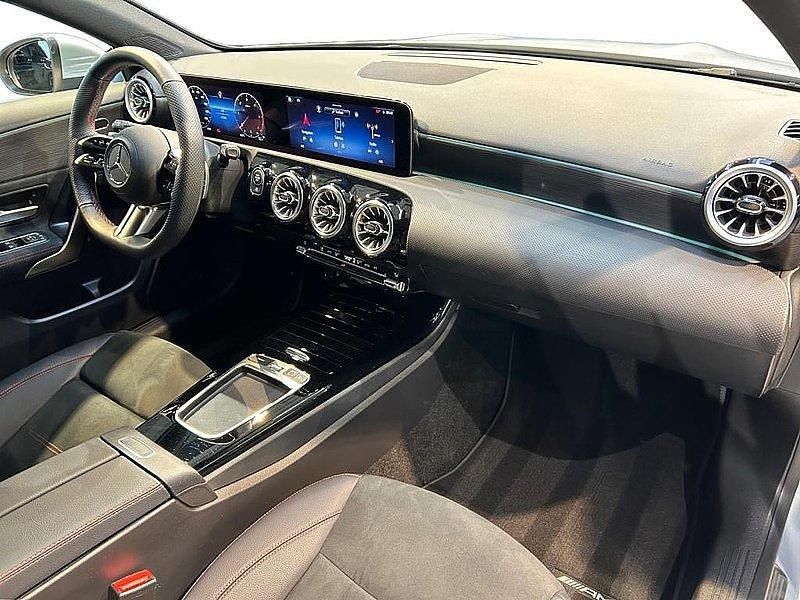 Gebraucht Mercedes A220 AMG 190 PS (139 kW) 2024 Metalliclack hightechsilber Limousine