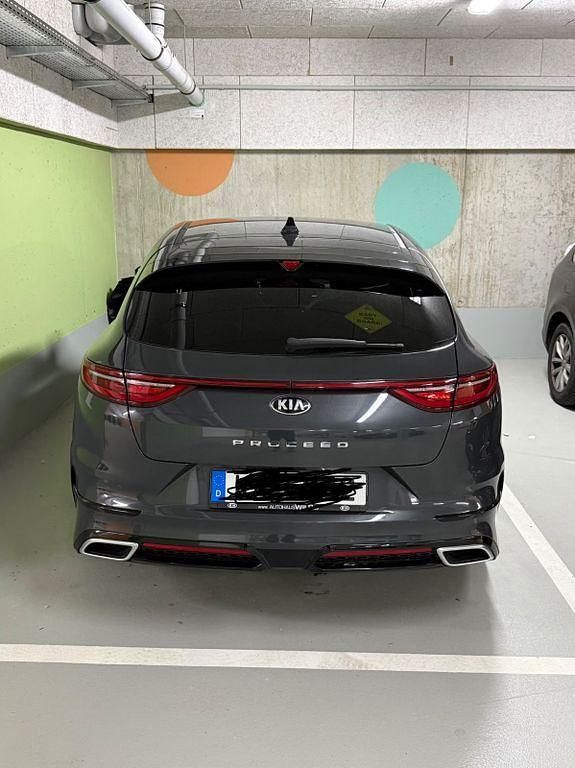 Gebraucht Kia ProCeed GT-Line 140 PS (102 kW) 2019 Silber Kleinwagen