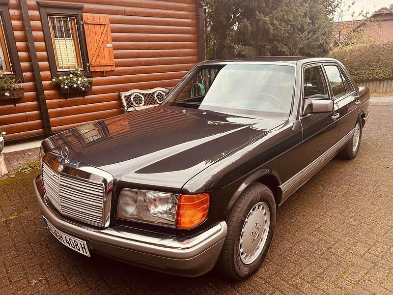 Schwarz Gebraucht 1988 Mercedes 420 Limousine | 24.500 € - Bild 1/4