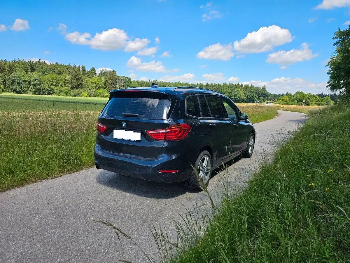 Gebraucht BMW 218 Gran Tourer Advantage 150 PS (110 kW) 2017 Blau Van / Kleinbus