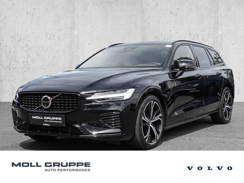 Onyx black metallic Gebraucht 2024 Volvo V60 Plus Kombi | 44.750 € (Etwas zu teuer) - Bild 1/4