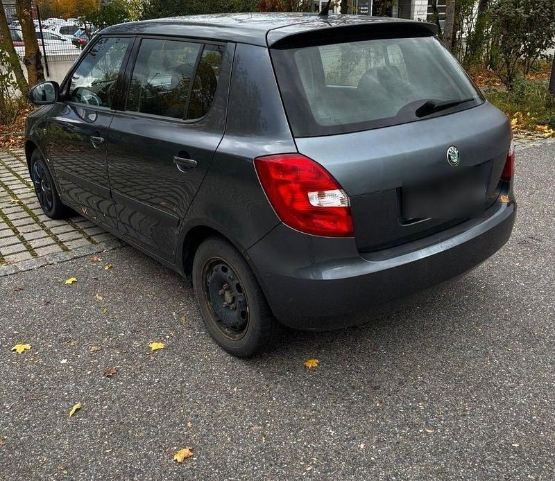 Schwarz Gebraucht 2008 Skoda Fabia Limousine | 1.800 € (Guter Preis) - Bild 1/4