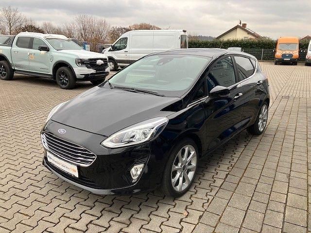 Gebraucht Ford Fiesta Titanium 101 PS (74 kW) 2018 Iridiumschwarz metallic Kleinwagen