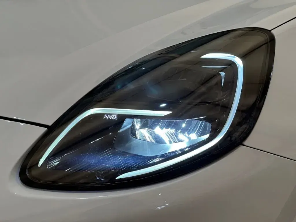 Usata Ford Puma ST-Line X 155 CV (114 kW) 2020 Bianco SUV