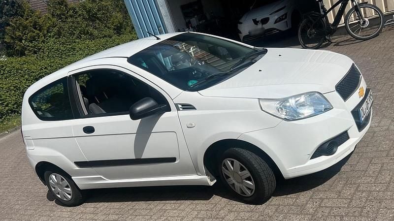 Second-hand Chevrolet Aveo 2010 Alb Hatchback