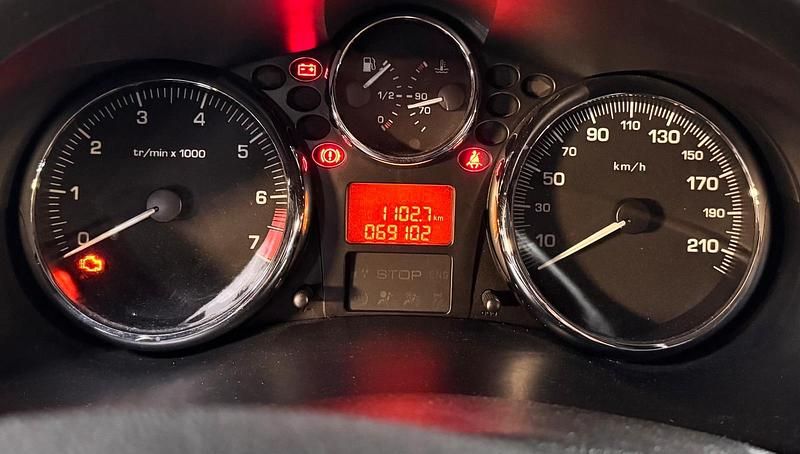 Gebraucht Peugeot 206+ 60 PS (44 kW) 2012 Kleinwagen