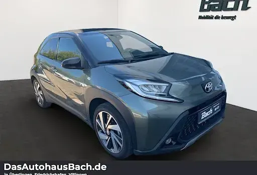 Gebraucht Toyota Aygo X X-plore 72 PS (52 kW) 2023 Grün SUV