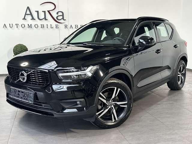 Black solid Gebraucht 2020 Volvo XC40 R-Design SUV | 30.749 € (Fairer Preis) - Bild 1/4