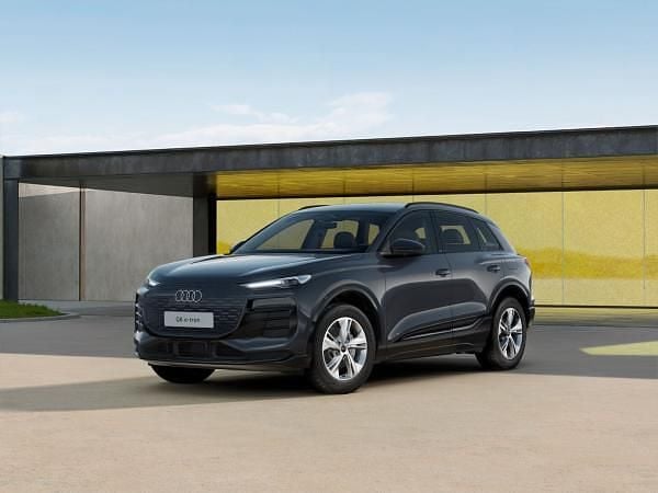 Neu Audi Q6 e-tron Ambiente 185 kW (252 PS) 2026 Grau SUV
