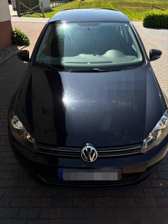 Schwarz Gebraucht 2009 VW Golf VI Comfortline Limousine | 5.500 € (Etwas zu teuer) - Bild 1/4