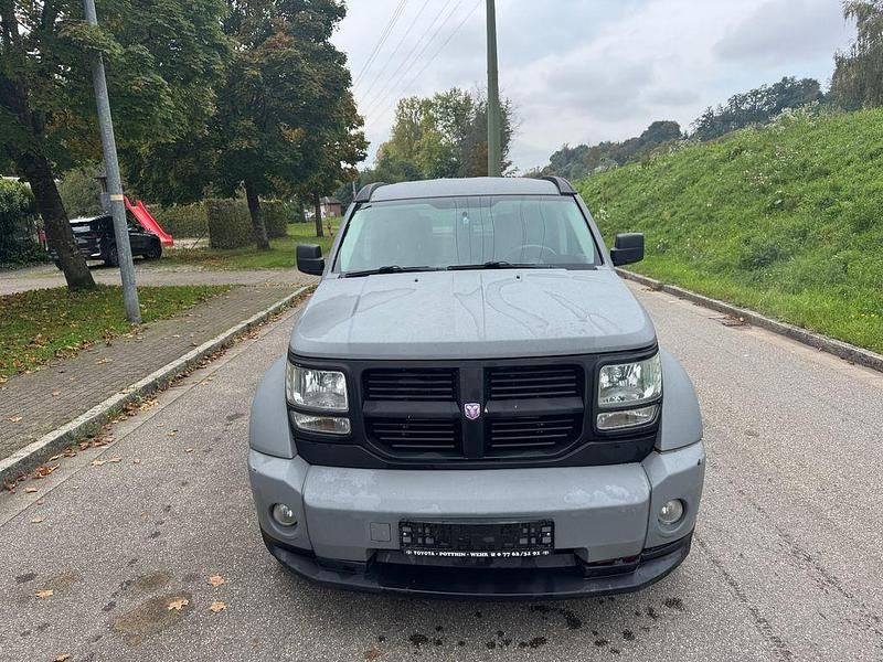 Gebraucht Dodge Nitro 177 PS (130 kW) 2007 Grau SUV