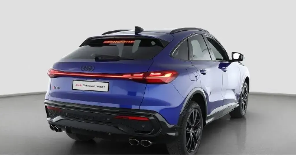 Second-hand Audi SQ5 Sportback Edition .1 367 CP (269 kW) 2025 Albastru SUV