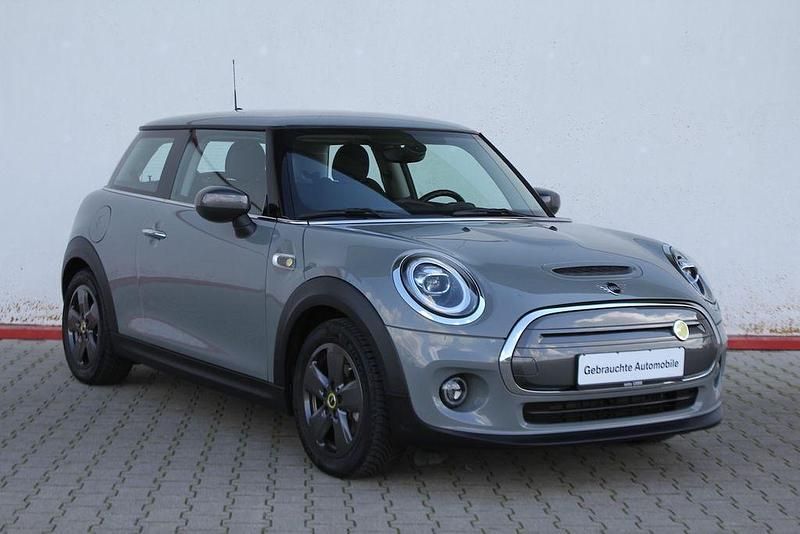 Grau Gebraucht 2020 Mini Cooper SE Kleinwagen | 14.185 € (Guter Preis) - Bild 1/4