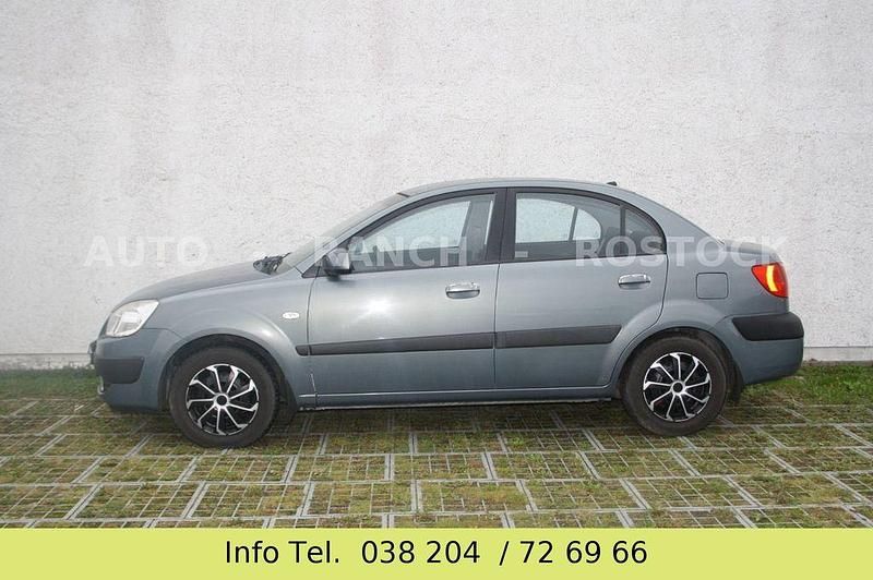 Second-hand Kia Rio 110 CP (80 kW) 2009 Gri Berlinǎ