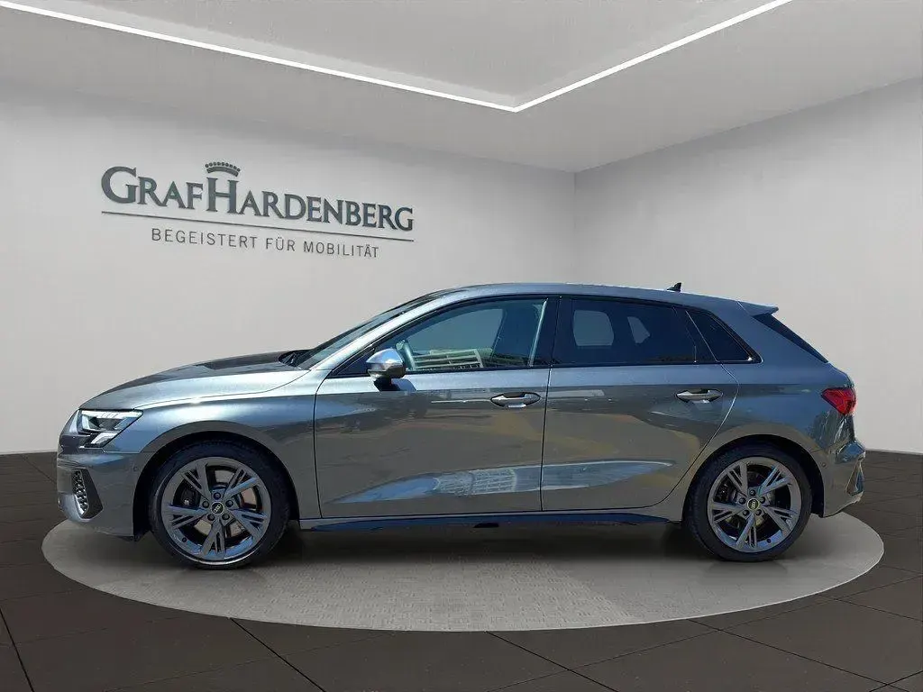 Gebraucht Audi S3 Design 310 PS (228 kW) 2024 Daytonagrau perleffekt Limousine