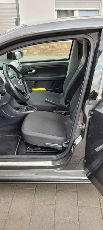 Gebraucht VW e-up! Style 61 kW (83 PS) 2022 Grau Kleinwagen