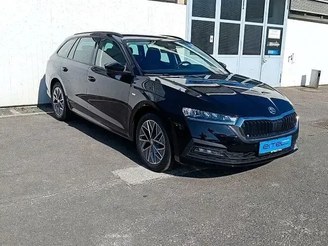 Gebraucht Skoda Octavia Ambition 150 PS (110 kW) 2023 Schwarz Kombi