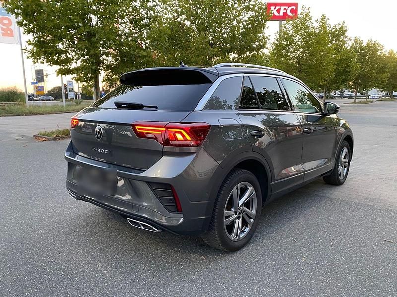 Gebraucht VW T-Roc R-line 150 PS (110 kW) 2024 Silber SUV
