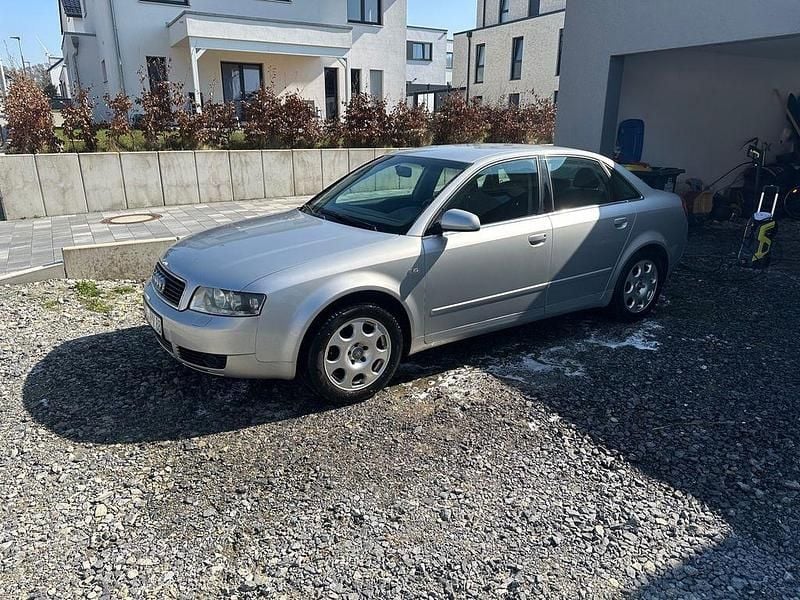 Gebraucht Audi A4 150 PS (110 kW) 2002 Silber Limousine