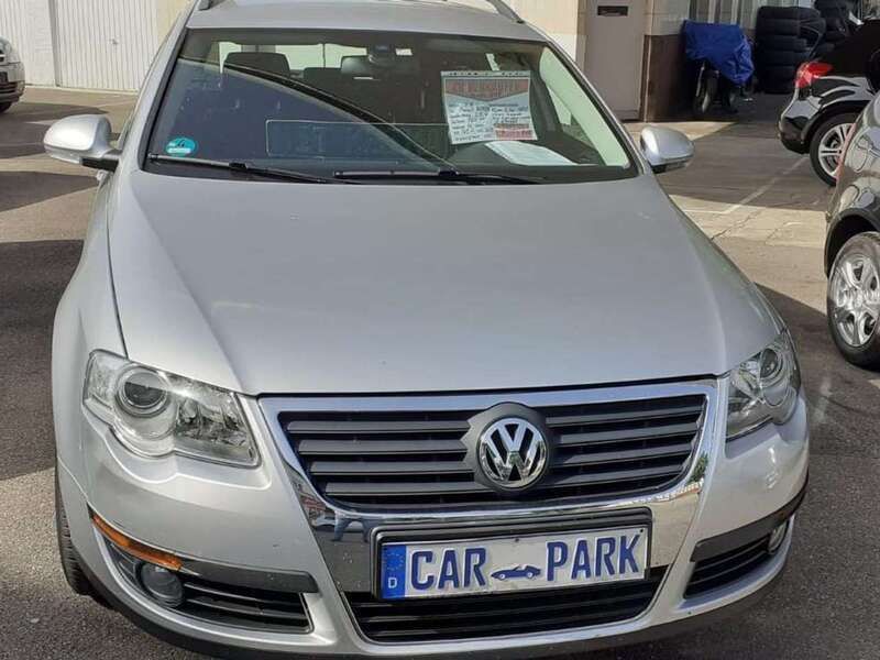 Silber Gebraucht 2006 VW Passat Comfortline Kombi | 5.450 € (Teuer) - Bild 1/4