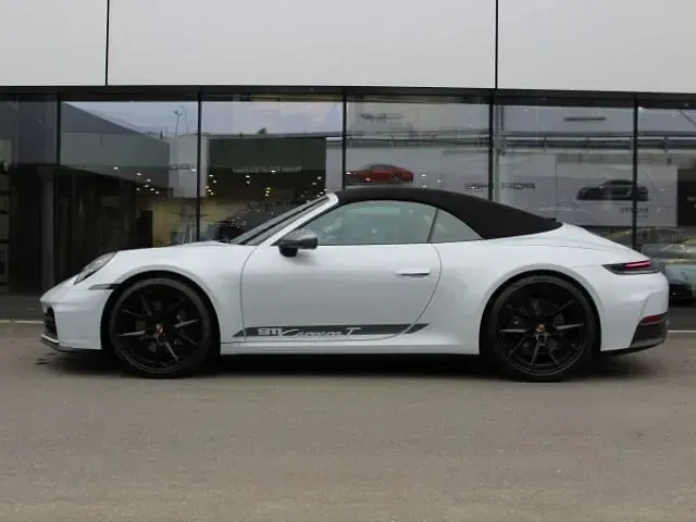 Gebraucht Porsche 992 394 PS (289 kW) 2026 Eisgraumetallic (metallic)