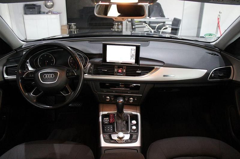Gebraucht Audi A6 Ambiente 218 PS (160 kW) 2015 Schwarz Limousine