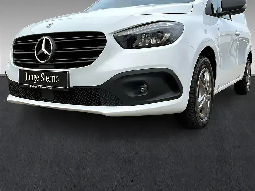 Gebraucht Mercedes Citan 112 116 PS (85 kW) 2025 Arktikweiß Van / Kleinbus